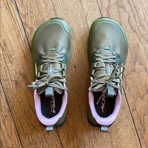 Altra Lone Peak 8 Green and Pink Trail Running Shoes